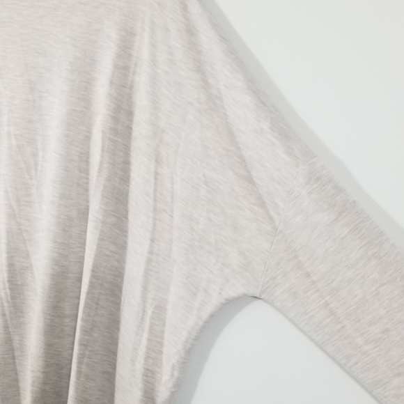 Athleta Oversized Large Long Sleeved Loungewear Top. Assymetrical Hemline. Soft! - Picture 3 of 7